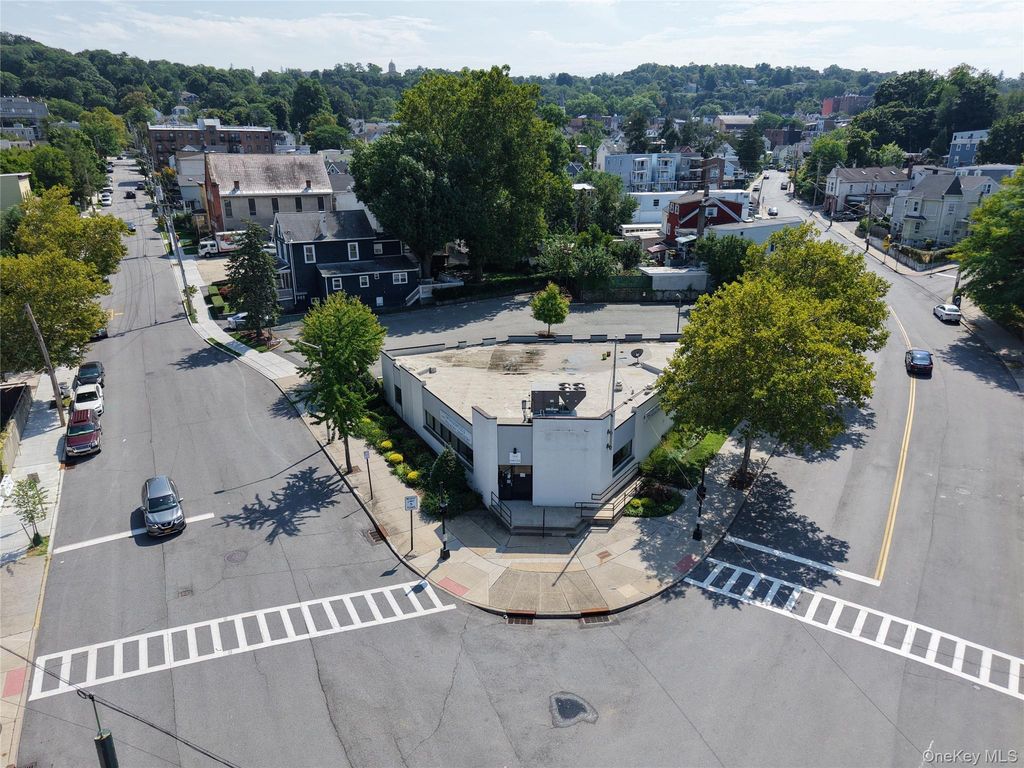 131 Central Avenue, Tarrytown, NY 10591 — exterior