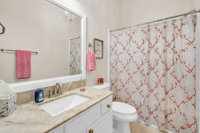 44 Windsor Bridge Drive, Conroe, TX 77384