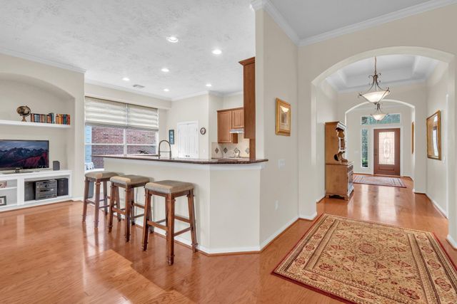 44 Windsor Bridge Drive, Conroe, TX 77384