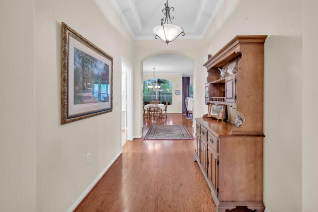 44 Windsor Bridge Drive, Conroe, TX 77384