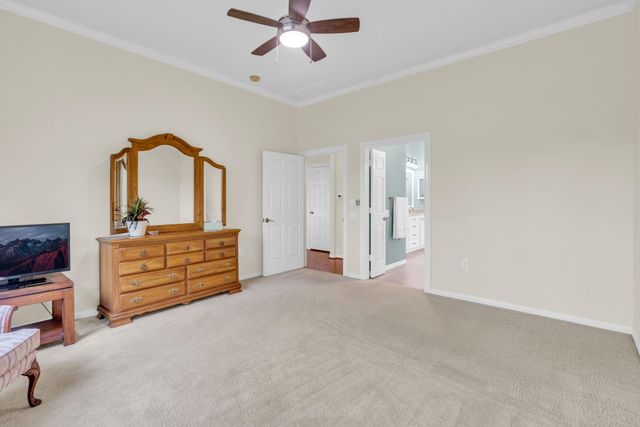 44 Windsor Bridge Drive, Conroe, TX 77384