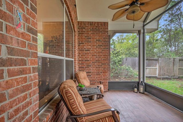 44 Windsor Bridge Drive, Conroe, TX 77384