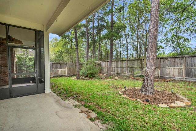 44 Windsor Bridge Drive, Conroe, TX 77384