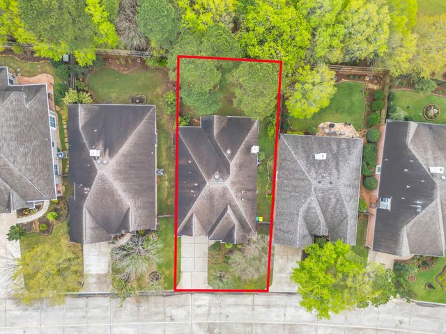 44 Windsor Bridge Drive, Conroe, TX 77384