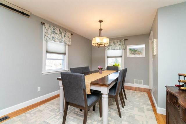 49 Brookside Rd, Braintree, MA 02184