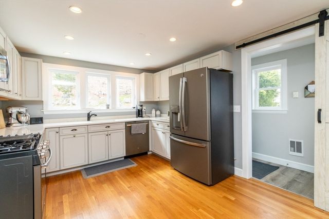49 Brookside Rd, Braintree, MA 02184