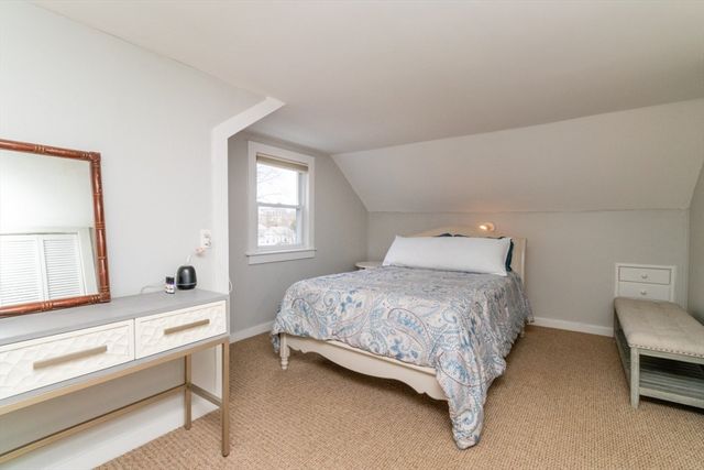 49 Brookside Rd, Braintree, MA 02184