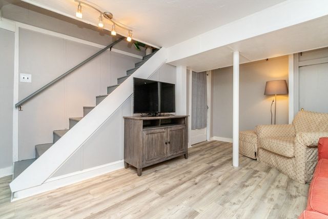 49 Brookside Rd, Braintree, MA 02184