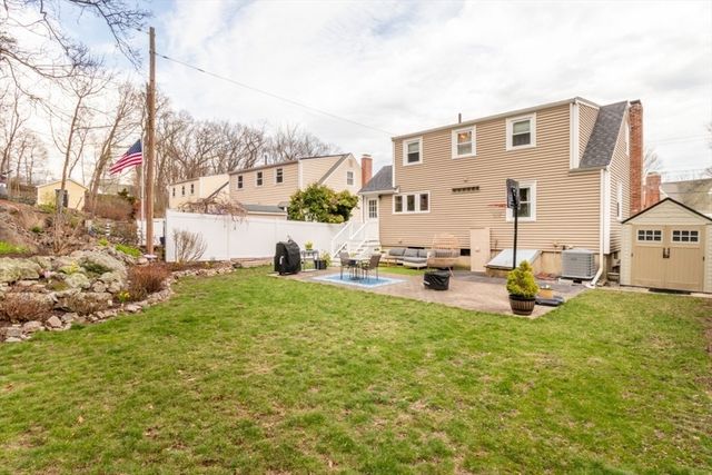 49 Brookside Rd, Braintree, MA 02184