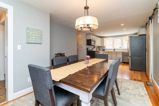 49 Brookside Rd, Braintree, MA 02184