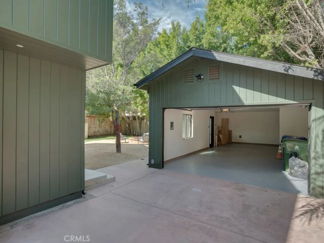 11911 Hartsook, Valley Village, CA 91607