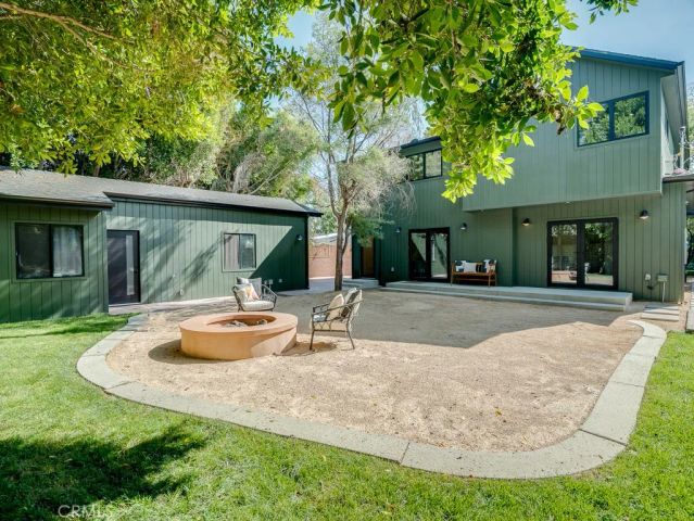11911 Hartsook, Valley Village, CA 91607
