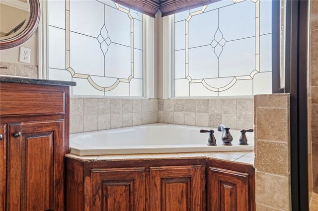 1661 Partridge RUN, Bentonville, AR 72713