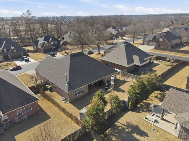 1661 Partridge RUN, Bentonville, AR 72713