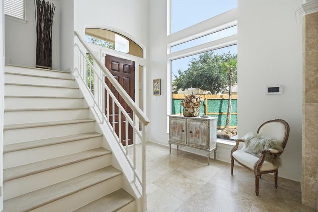 320 Harborside Circle, Kemah, TX 77565