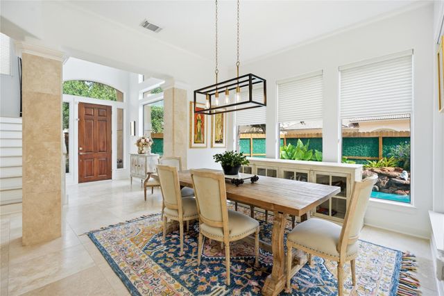 320 Harborside Circle, Kemah, TX 77565