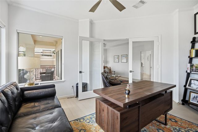 320 Harborside Circle, Kemah, TX 77565