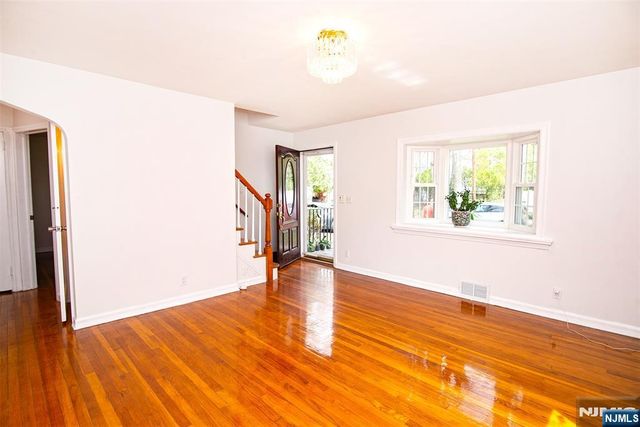 352 Billington Road, Teaneck, NJ 07666