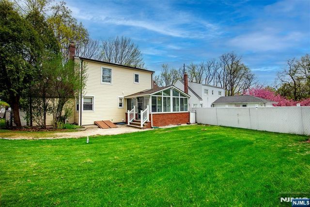352 Billington Road, Teaneck, NJ 07666