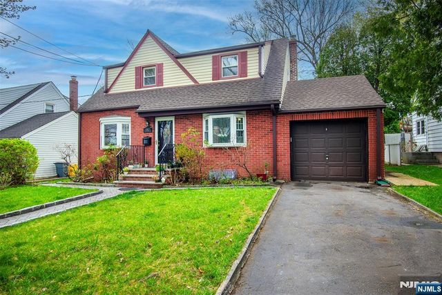 352 Billington Road, Teaneck, NJ 07666