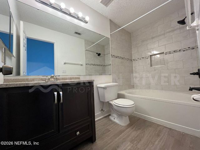 7739 COATBRIDGE Lane N, Jacksonville, FL 32244