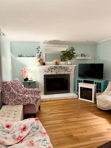 10 Hastings Lane, Nashua, NH 03064