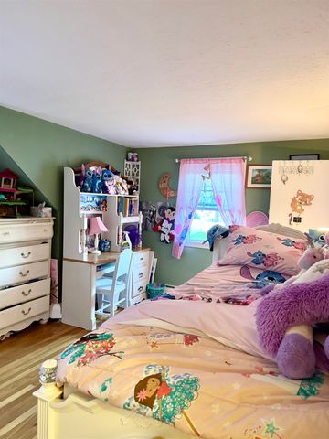 10 Hastings Lane, Nashua, NH 03064