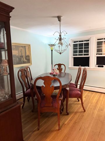 10 Hastings Lane, Nashua, NH 03064