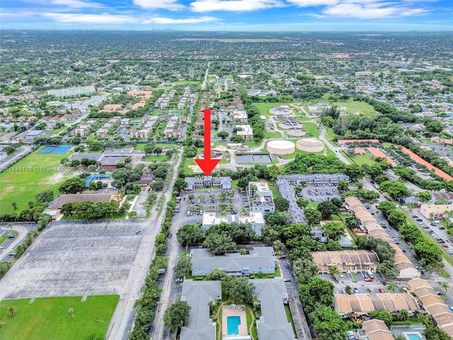 7550 Stirling Rd V216, Davie, FL 33024