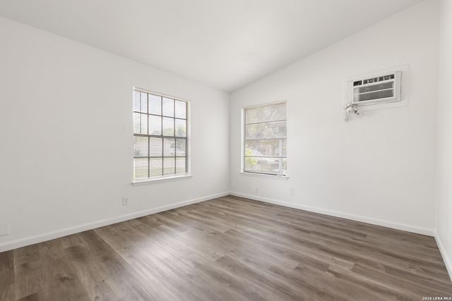 4835 VILLAGE VW, San Antonio, TX 78218