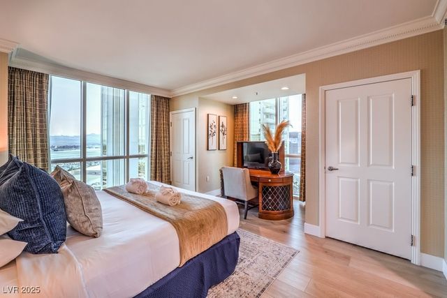 135 East Harmon Avenue 2302, Las Vegas, NV 89109