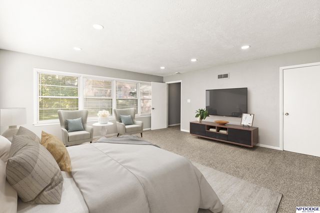 4811 Pratt Street, Omaha, NE 68104