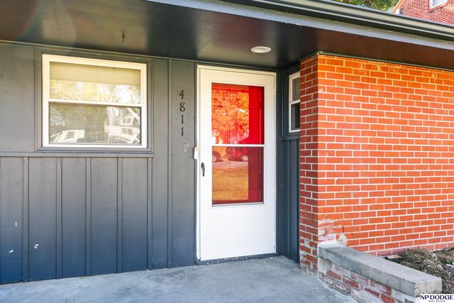 4811 Pratt Street, Omaha, NE 68104