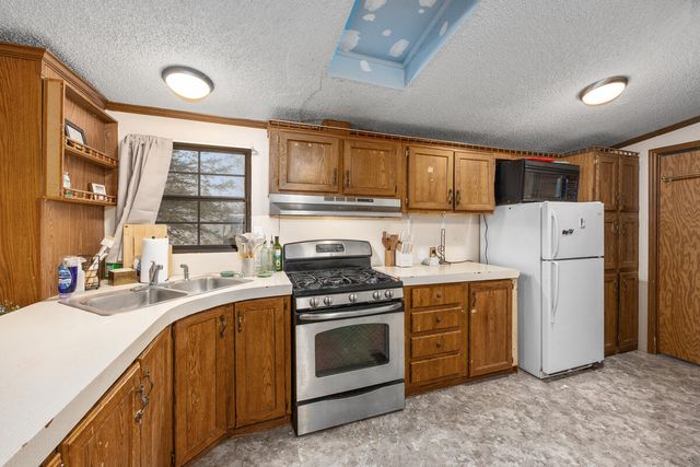 1825 34th Street, Allegan, MI 49010