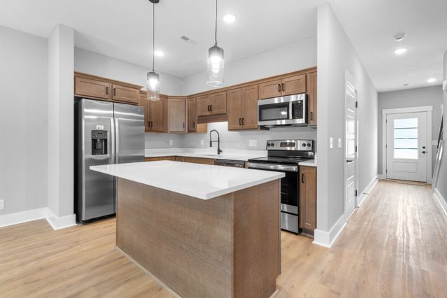 302 Jonathan Wade Circle, Clarksville, TN 37043