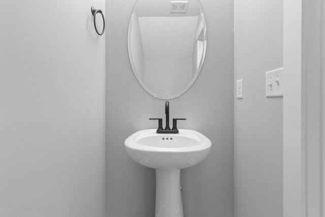 302 Jonathan Wade Circle, Clarksville, TN 37043