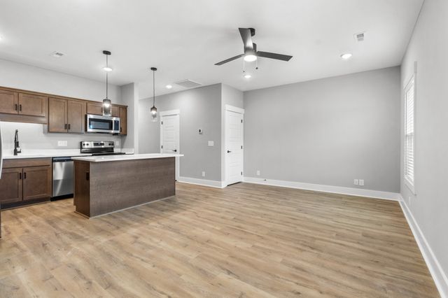 302 Jonathan Wade Circle, Clarksville, TN 37043