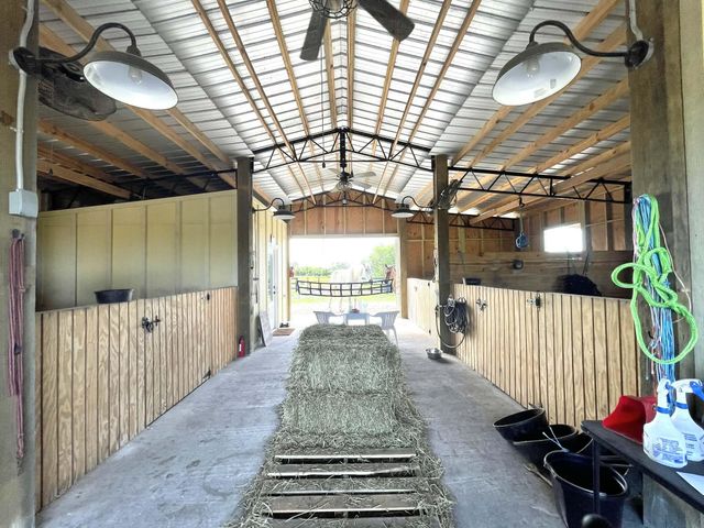 8121 NW 58th Lane, Okeechobee, FL 34972