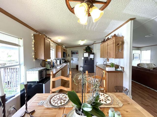 8121 NW 58th Lane, Okeechobee, FL 34972