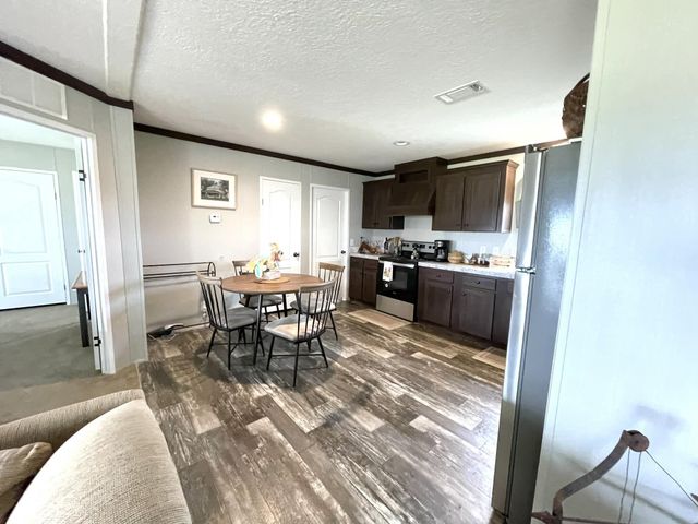 8121 NW 58th Lane, Okeechobee, FL 34972