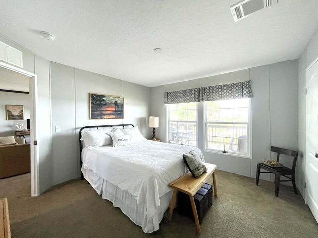 8121 NW 58th Lane, Okeechobee, FL 34972