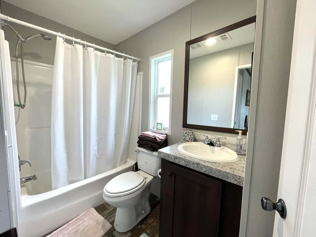 8121 NW 58th Lane, Okeechobee, FL 34972