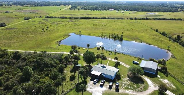 8121 NW 58th Lane, Okeechobee, FL 34972