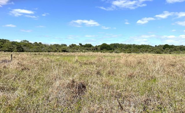 8121 NW 58th Lane, Okeechobee, FL 34972