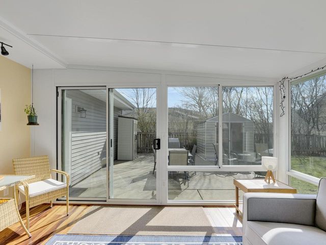 12915 W Wilbur DRIVE, New Berlin, WI 53151