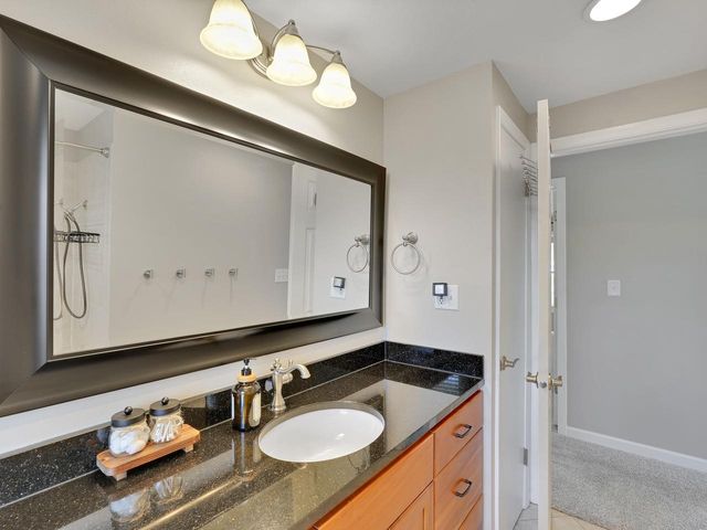 12915 W Wilbur DRIVE, New Berlin, WI 53151