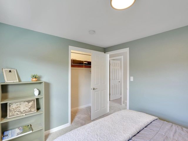 12915 W Wilbur DRIVE, New Berlin, WI 53151