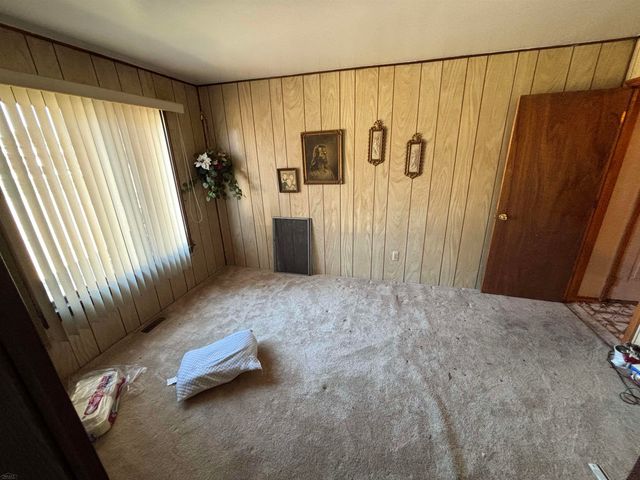 4622 Ardmore Drive, Sterling Heights, MI 48310