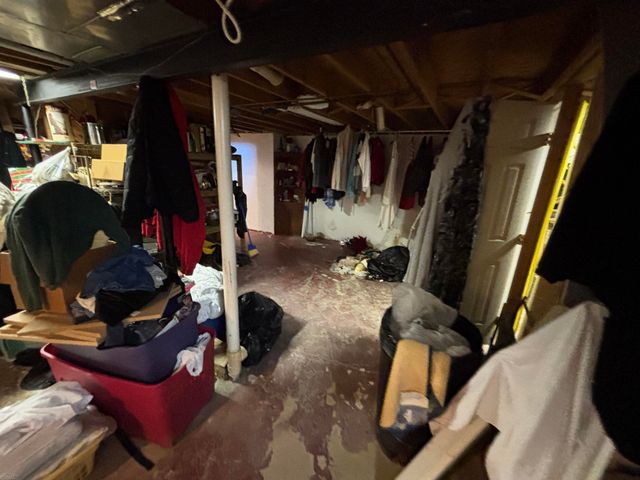 4622 Ardmore Drive, Sterling Heights, MI 48310