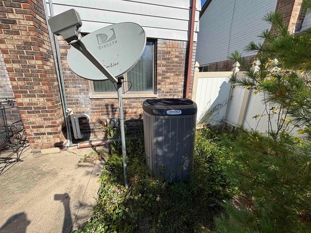 4622 Ardmore Drive, Sterling Heights, MI 48310